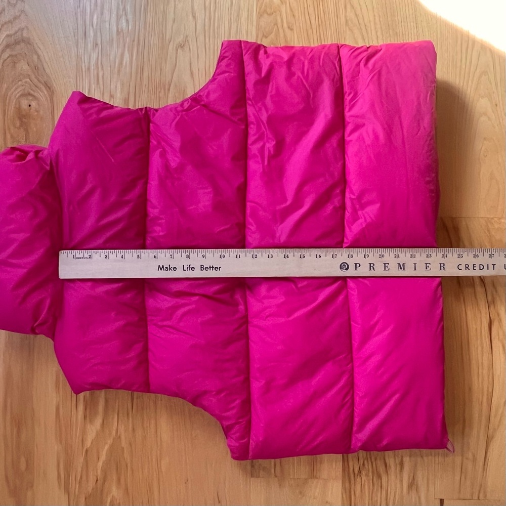 OLD NAVY PINK PUFFER VEST SIZE 2X - Picture 7 of 10